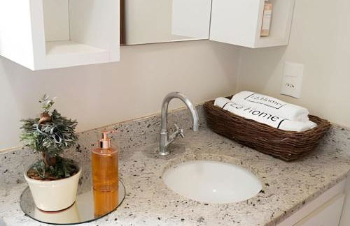 Flat completo e bem localizado - Foto 19