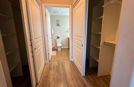 Modern 2BD Apartment with 2 Baths in Alhambra - Foto 6