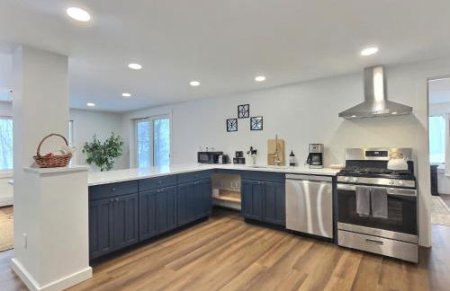 CubsCorner - Pool, Sauna, Gym, Close to Mountain! - Foto 4