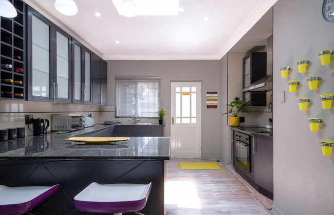 The Minimalist - Photo 30