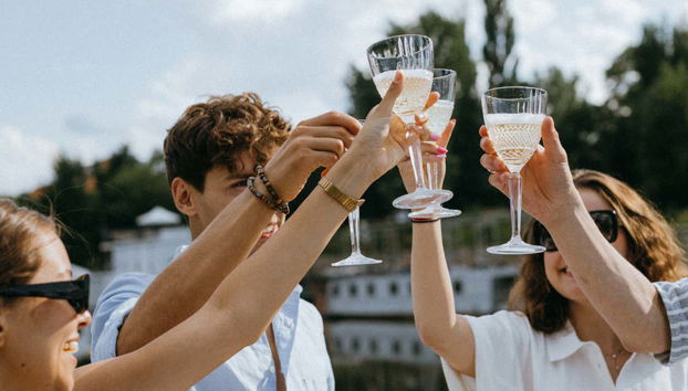 Brindando con prosecco