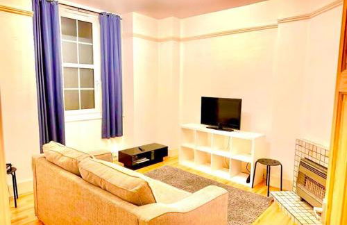 Immaculate One Bed in Tower Bridge Luxurious Taste - Photo 1