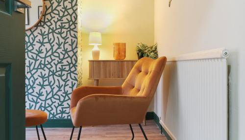 Home from Home 4 Bed - Ideal for Workers & Great for Groups, FREE Parking, Spacious, Pet Friendly Netflix - Foto 4