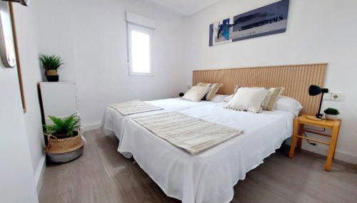 Moby suits A - Photo 2