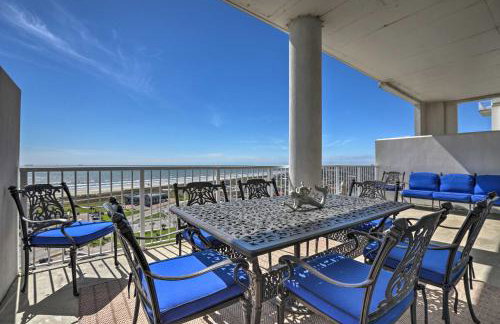 Poolside Fun and Beachfront Views! Galveston Condo - Foto 1