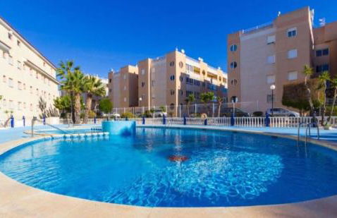 Beau et paisible T4 torrevieja - Foto 1