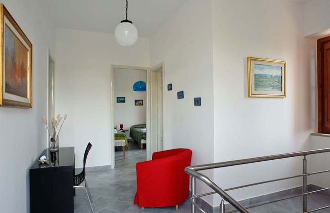 Detached Villa in an Excellent Location Near the Sea - Foto 15