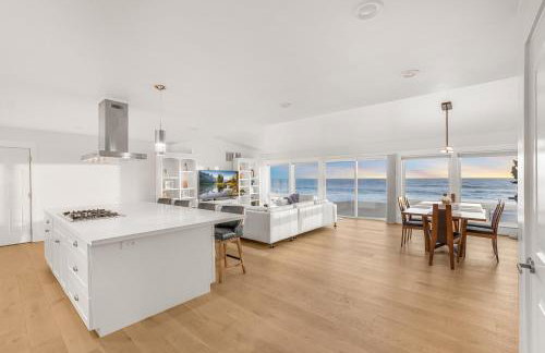 # Marbella Lane-Oceanfront Retreat - Stunning View - Photo 7
