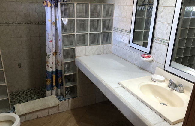 Coco Mango Suites - Photo 74