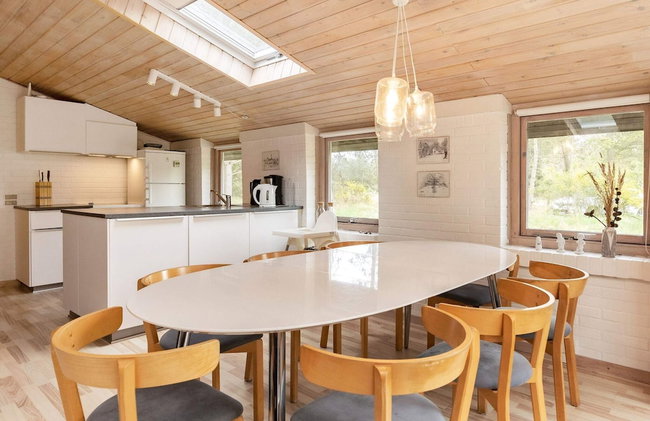 8 Person Holiday Home in Albaek - Foto 7