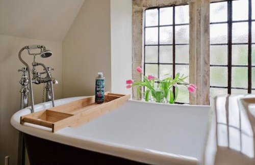 Finest Retreats - Courtside Cottage - Foto 24