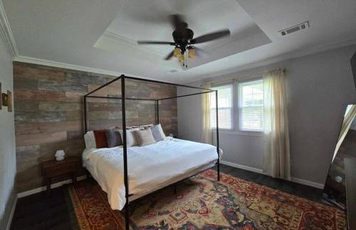 4 bedroom pet friendly grill under 5 min to airport and Choctaw Casino - Foto 17