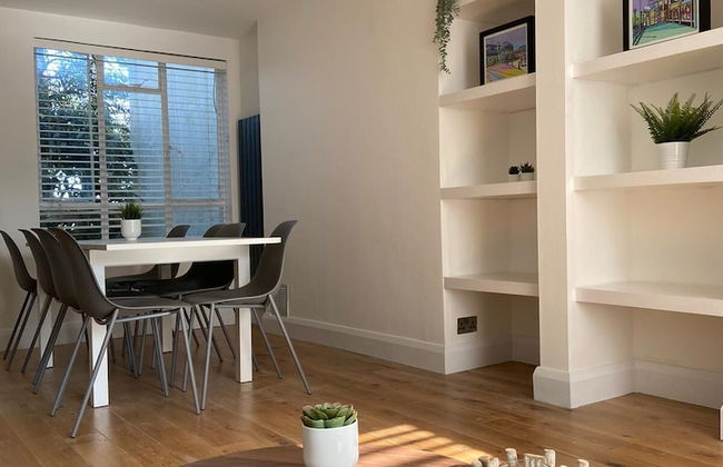 Warwick House - Photo 29