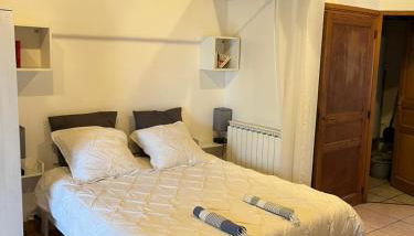 gîte de Fontjalabert en campagne tout confort - Foto 1