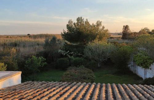 Seaside Villa with Hot Tub, 5mins walk from the sea - Foto 30