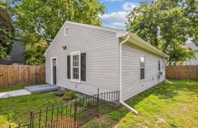 Buckroe Getaway- Walk to Beach dog Friendly - Foto 5