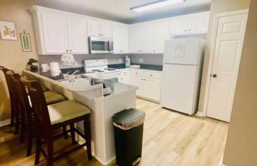 EastGate 4A Cozy family retreat close to downtown Hammond - Foto 57