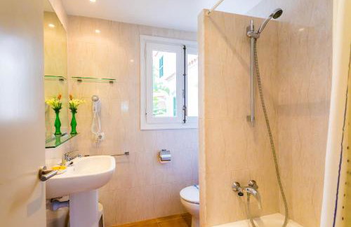 Apartamentos Arenal Playa Menorca - Photo 21