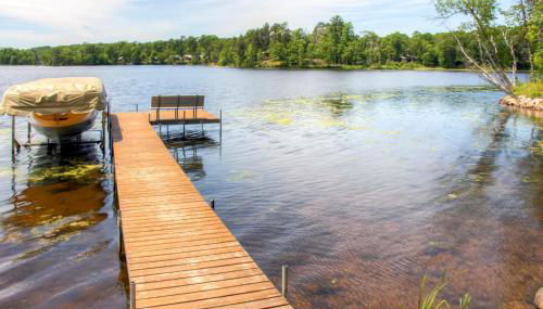 Lakefront Brainerd Cabin w Deck, Fire Pit - Photo 4