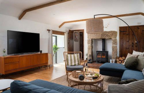 Naut Retreat, The Big Barn - Spacious & cosy cottage, walk to Porthcurno beach, Pedn Vouder & Minack Theatre - Photo 10