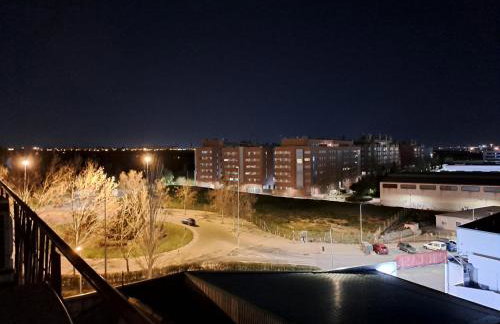 Acogedor loftcon garaje a 10min del aeropuerto e IFEMA - Foto 17