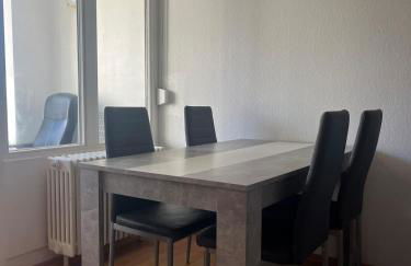 Cozy & Central 75 TV near Mercedes Museum, Stadium - Foto 13