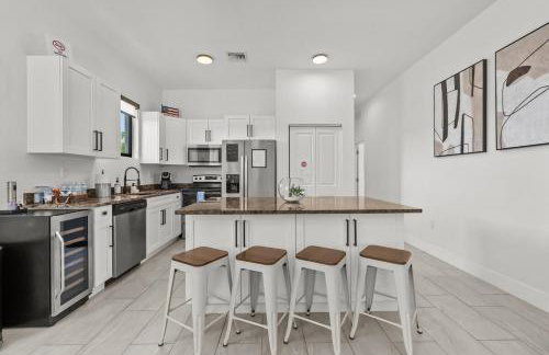 Oasis Yard -Pool-Jets-Game Room-BBQ-Relaxing - Foto 66