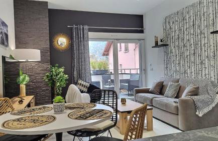 Black&White Home-by So'SerenityHome-Balcon-Parking - Foto 9