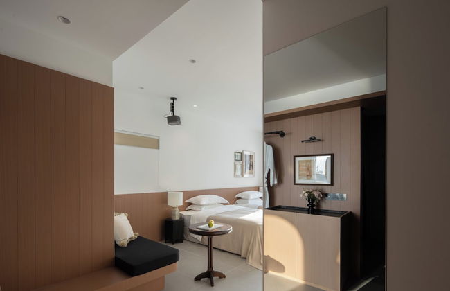 Miyue Roman Holiday Bubble Pool hotel - Photo 49