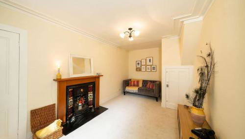 Red Squirrel Cottage, Family & Pet Friendly Adventure Retreat, Strathdon, Aberdeenshire - Foto 3