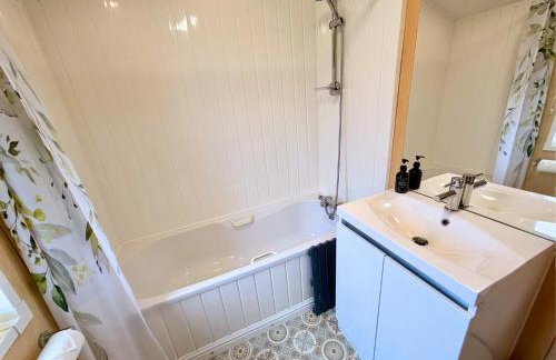 Hot Tub Lodge, Panoramic Views & Free Golf, Dog Friendly - Foto 52