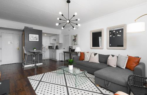 Home to the Stars on Music Row with Pool and Free Parking - Foto 8