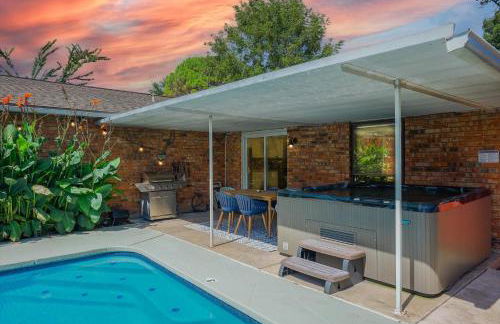 Cozy 5BR Pool House with Hot Tub Near The Lake - Foto 37