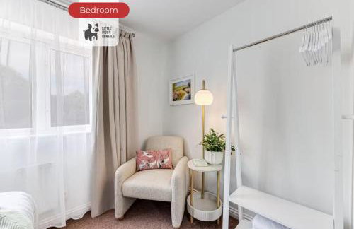 Cosy Stylish Home w EV Charger Priv.… - Foto 7