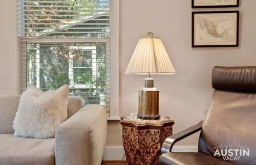 Sizable Screened in Porch w Luxury Kitchen and Bath - Foto 6