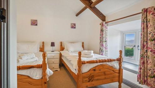 Private Getaway - Rural Charm - Photo 4