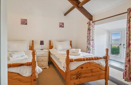 Private Getaway - Rural Charm - Photo 4