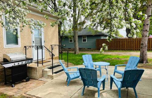 King Bed - 5 Min to MOA - 75 & 65' HDTV - Ping Pong - Foto 25