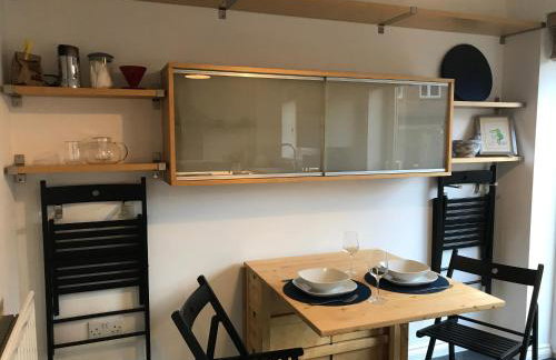 Riverside home. 3 bedroom. Free parking. 10 mins to Newcastle City Centre - Foto 14