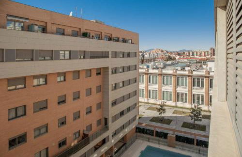 C13 Seaside Málaga with pool and parking - Photo 14