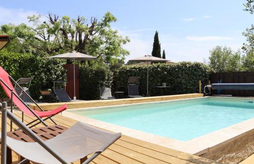 gite LAPAZ/jacuzzi privé/piscine - Foto 4