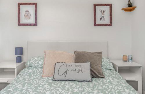 The Nook, 1 Bedroom Cottage with Indoor Fireplace - Foto 34