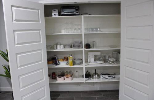 Modern Desert Retreat w AC & Mountain Views - Foto 11