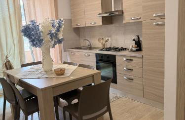 SkyView Apartment at Middletown - Sea View & Private Parking - Foto 6