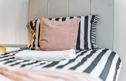 #28 Luxury 5bdr house sleeps 11 Bham CC parking - Foto 7