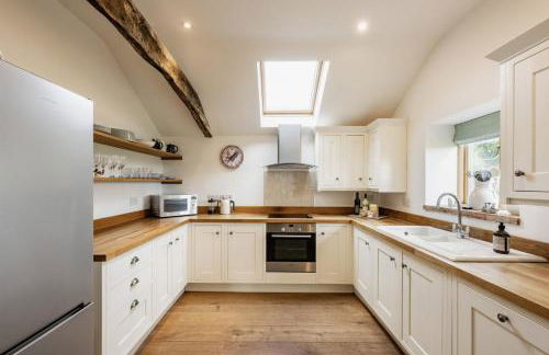 Barn Owl Cottage, Field Dalling - Photo 16