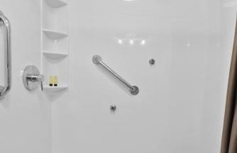 Bright and Spacious Stay - Foto 12