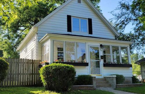 Beautiful Craftsman Style Home w/ Fenced Yard - Foto 33