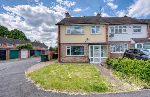 Practical Stays for Serious Workdays - Foto 10