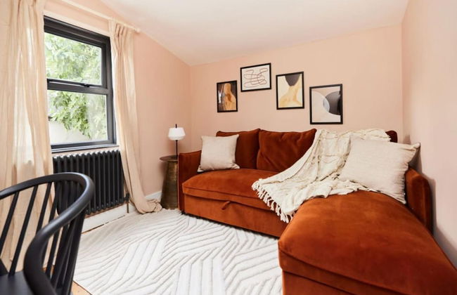 The Langthorme Park Place - Trendy 3bdr House With Garden and Study Room - Foto 9